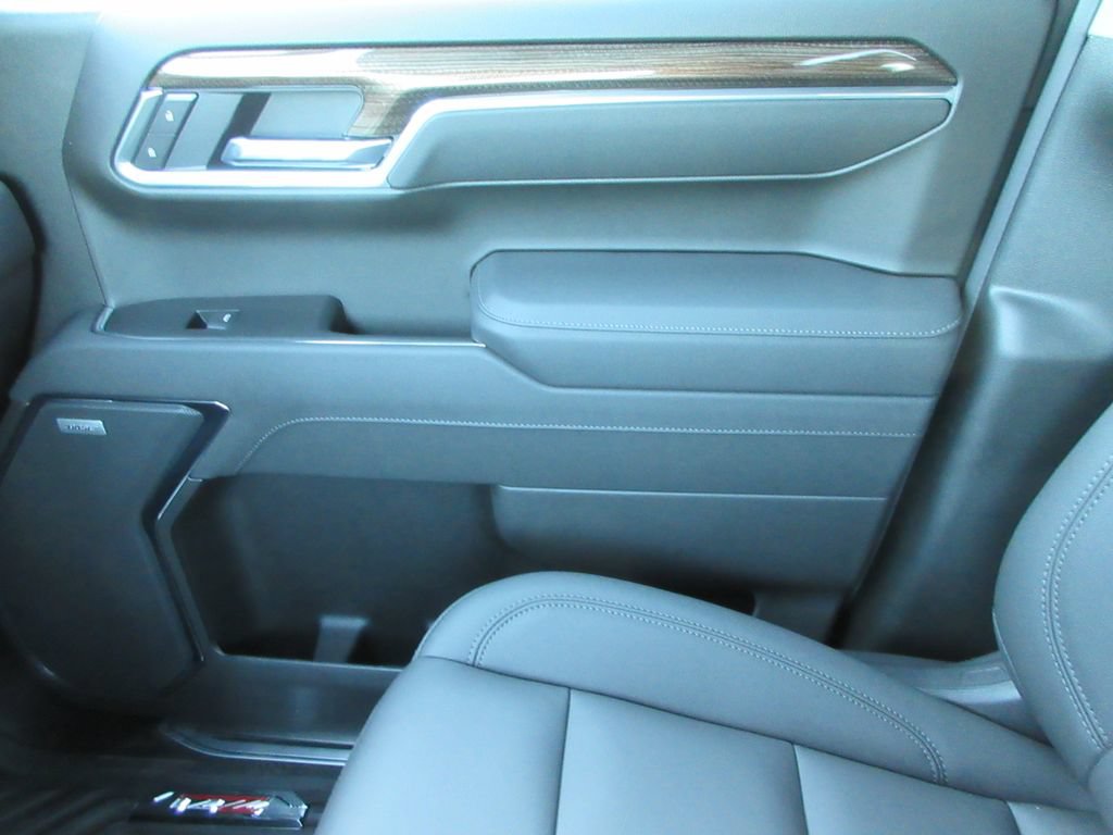 New 2026 Chevrolet Silverado 1500 LT Trail Boss w/ Convenience Package II AWD/4WD image 36