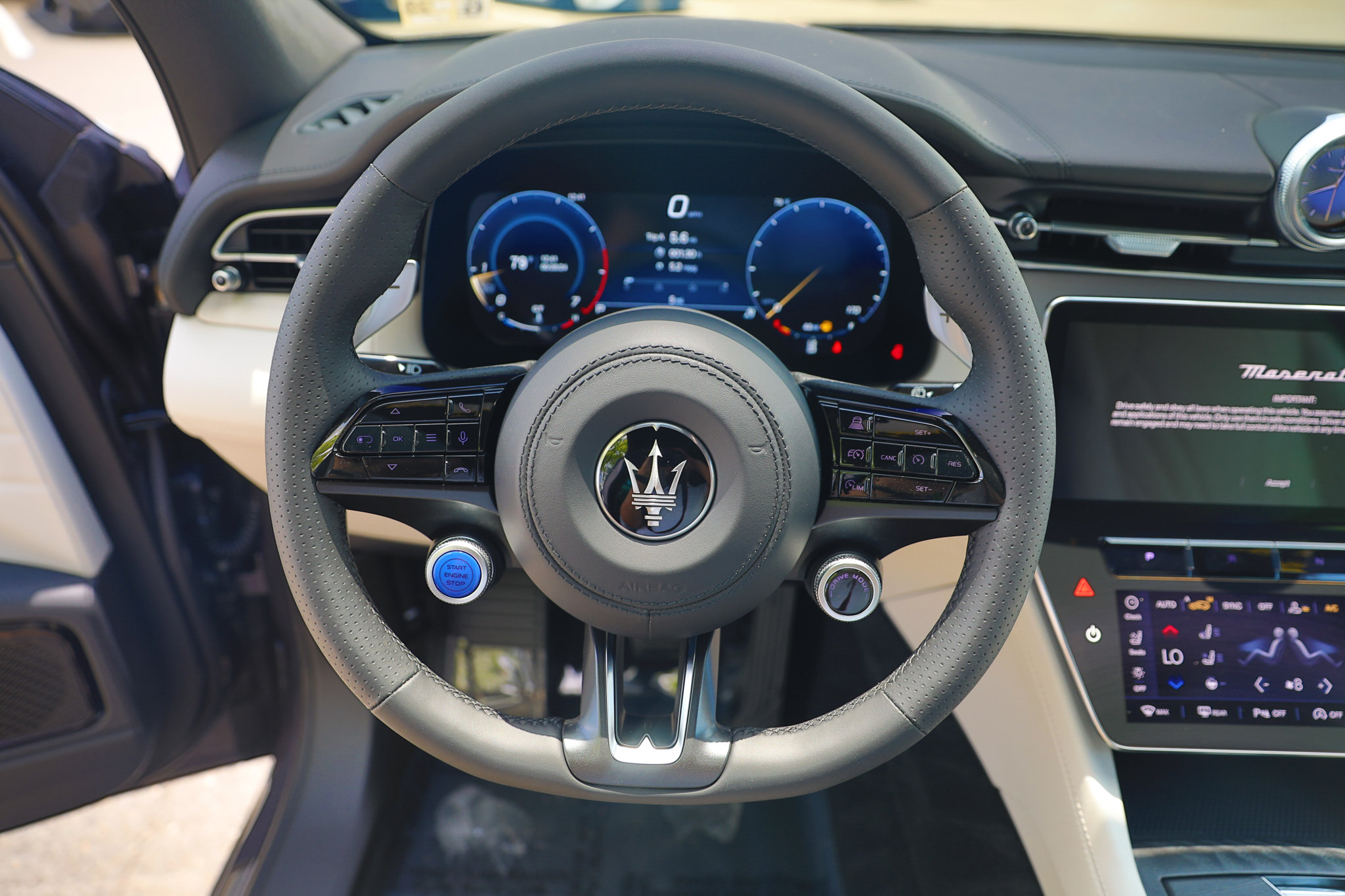 Used 2024 Maserati Grecale GT AWD/4WD image 21
