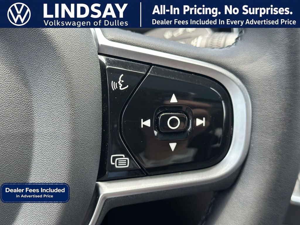 Used 2025 Volvo XC90 B6 Plus AWD/4WD image 23