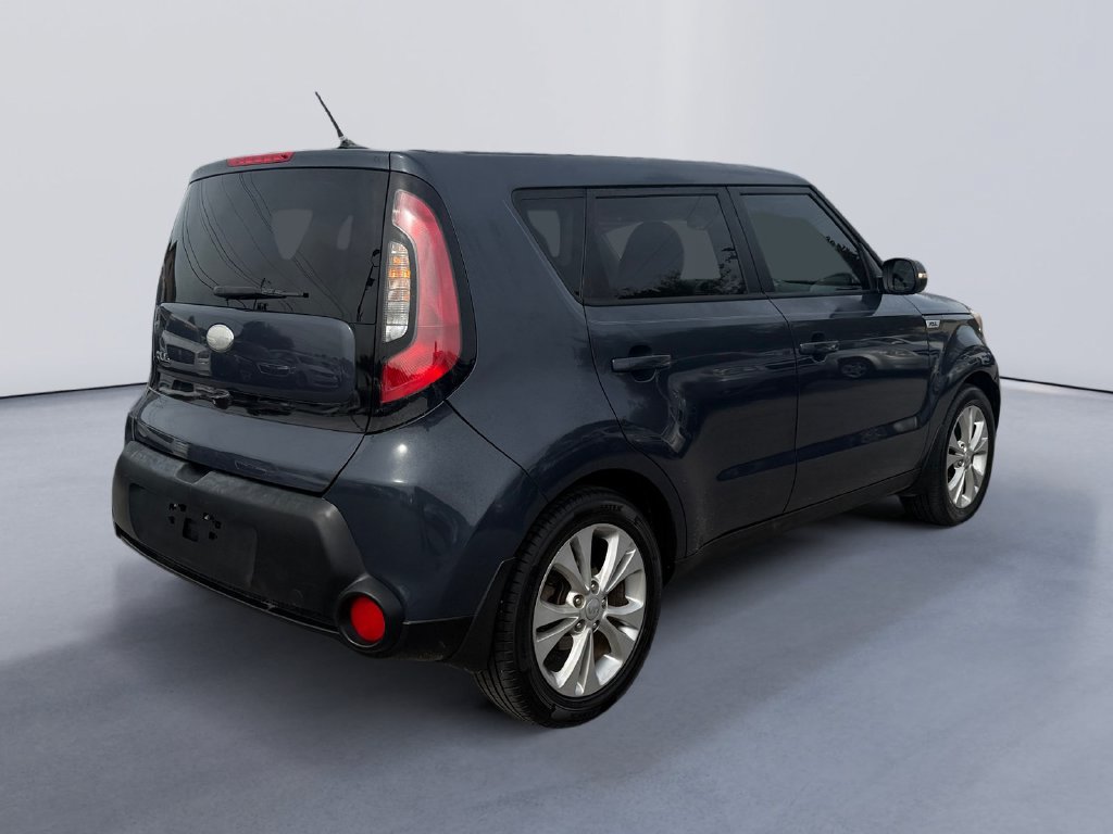 Used 2014 Kia Soul + w/ Audio Package FWD image 3