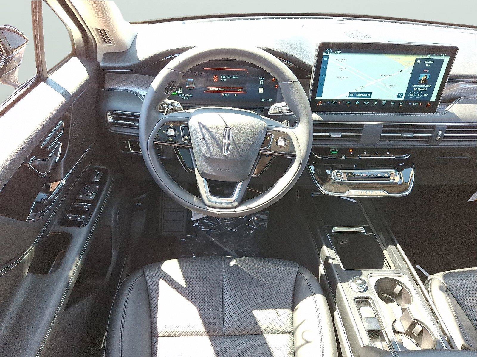 New 2025 Lincoln Corsair Grand Touring AWD/4WD image 8