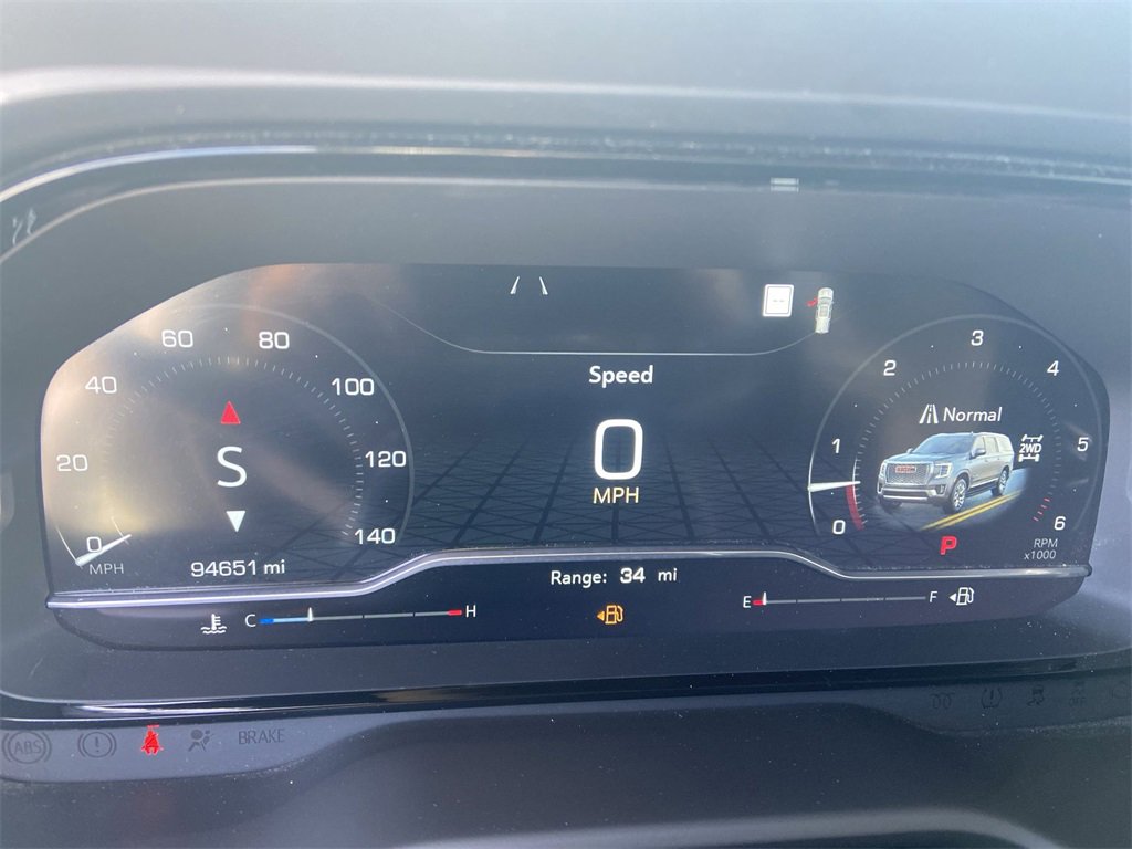 Certified 2022 GMC Yukon Denali w/ Denali Premium Package image 12