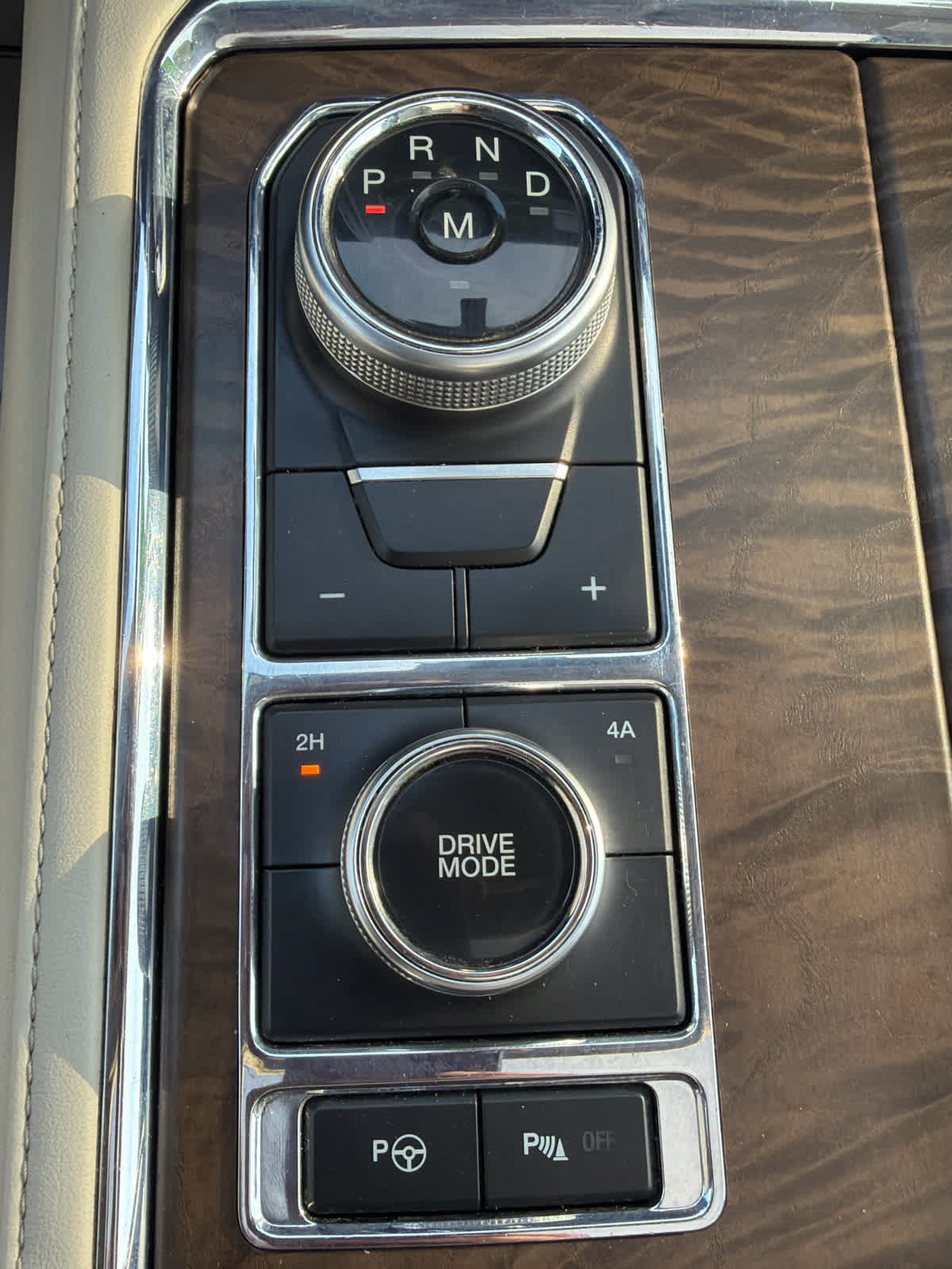 Used 2019 Ford Expedition Platinum AWD/4WD image 18