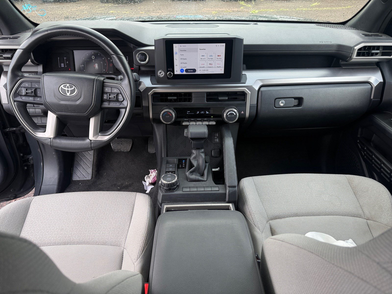 Used 2025 Toyota 4Runner SR5 AWD/4WD image 19