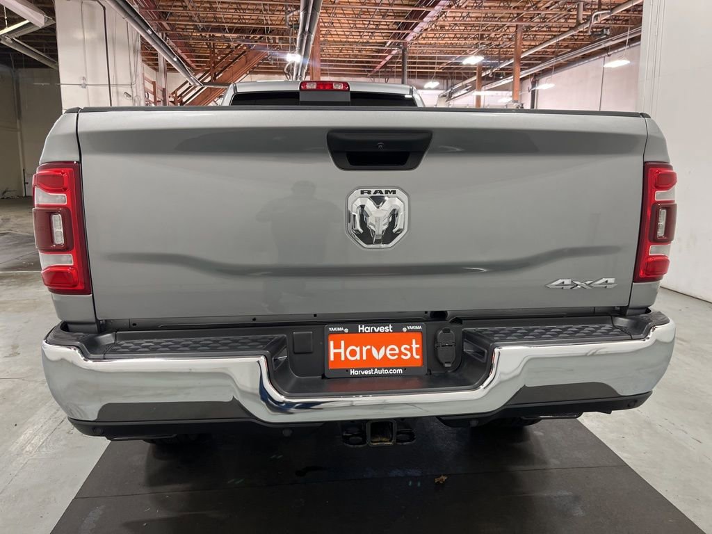 Used 2024 RAM 2500 Tradesman w/ Chrome Appearance Group image 7