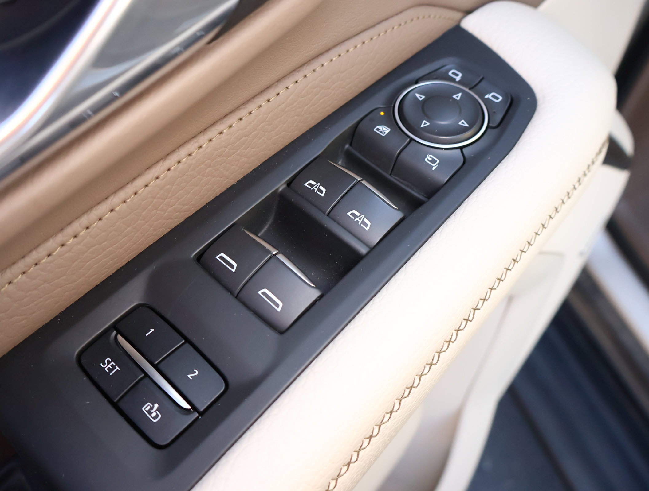 Used 2021 GMC Yukon Denali image 8