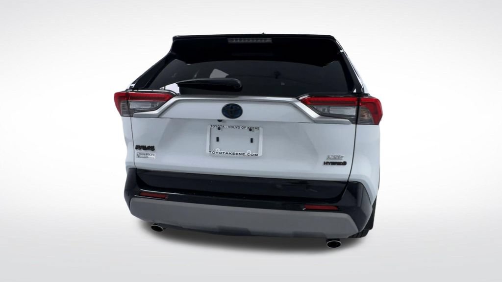 Certified 2024 Toyota RAV4 XSE w/ Advanced Technology Package AWD/4WD image 8