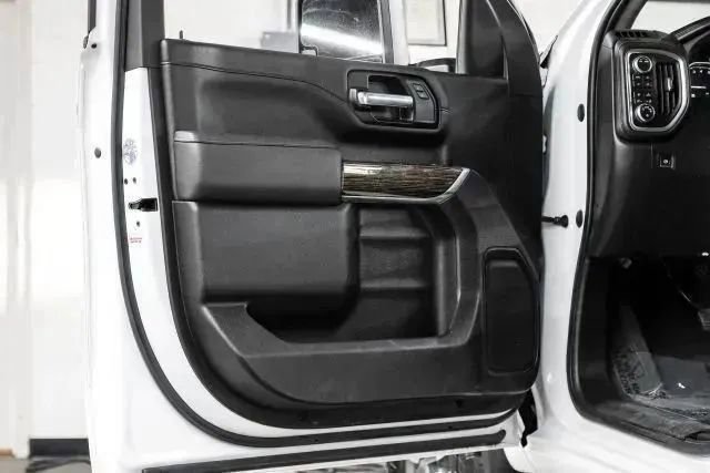 Used 2022 GMC Sierra 2500 SLE w/ SLE Convenience Package image 47