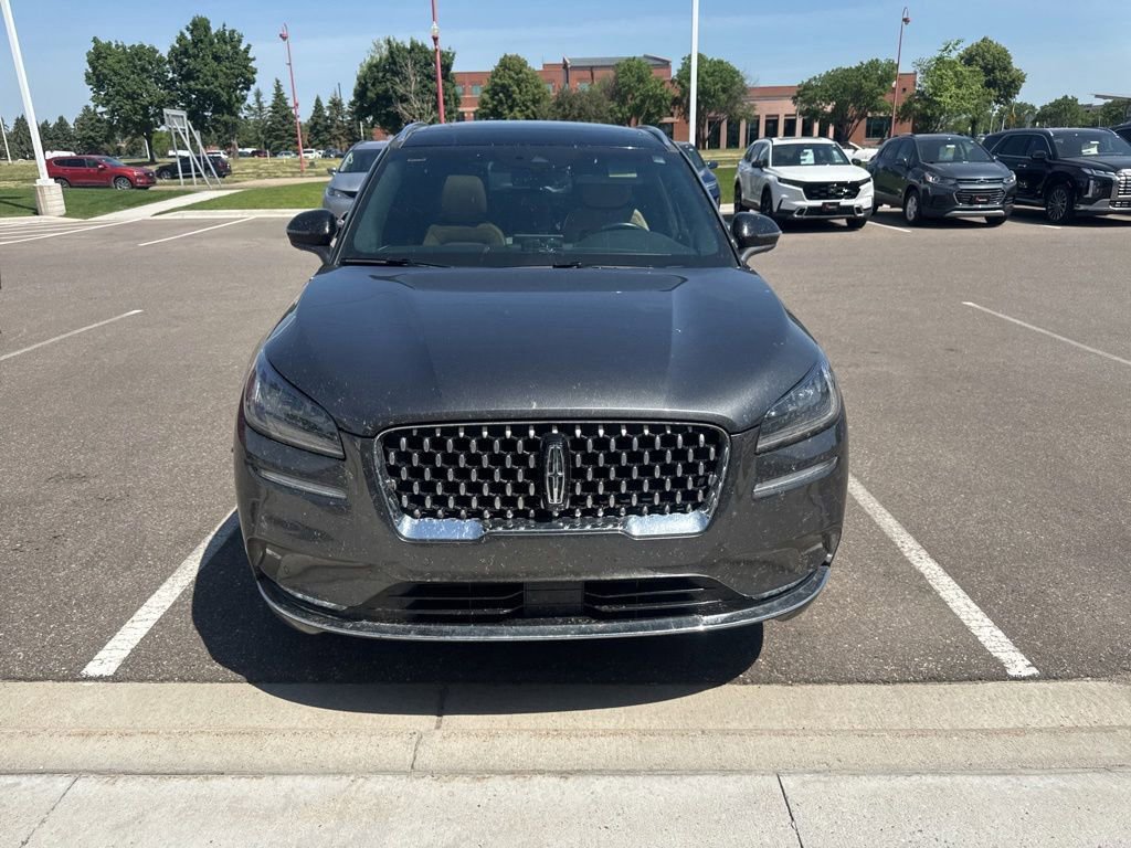 Used 2020 Lincoln Corsair Reserve w/ Equipment Group 201A AWD/4WD image 2