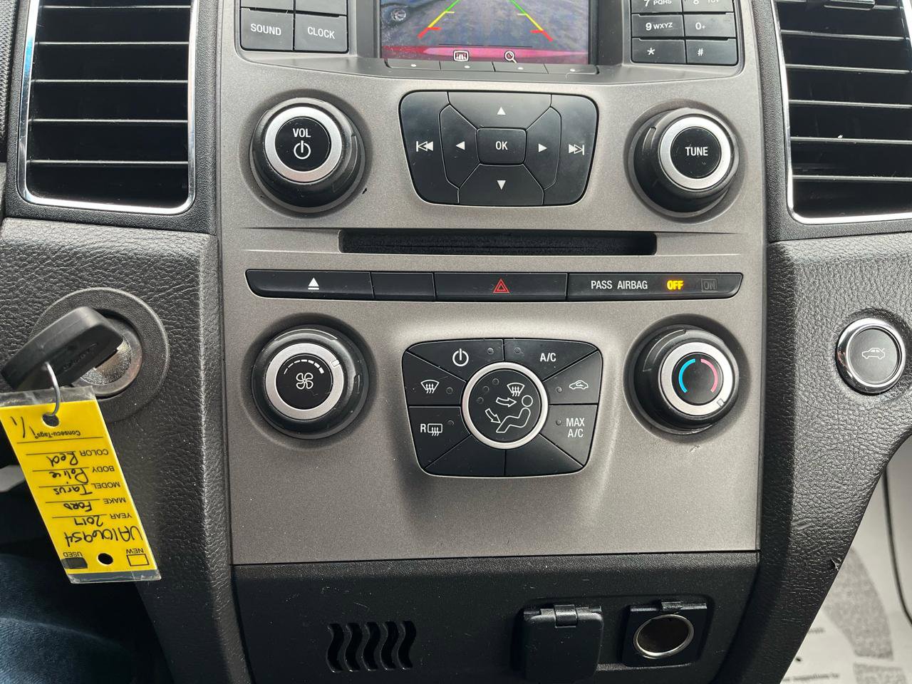 Used 2017 Ford Taurus Police Interceptor AWD image 17