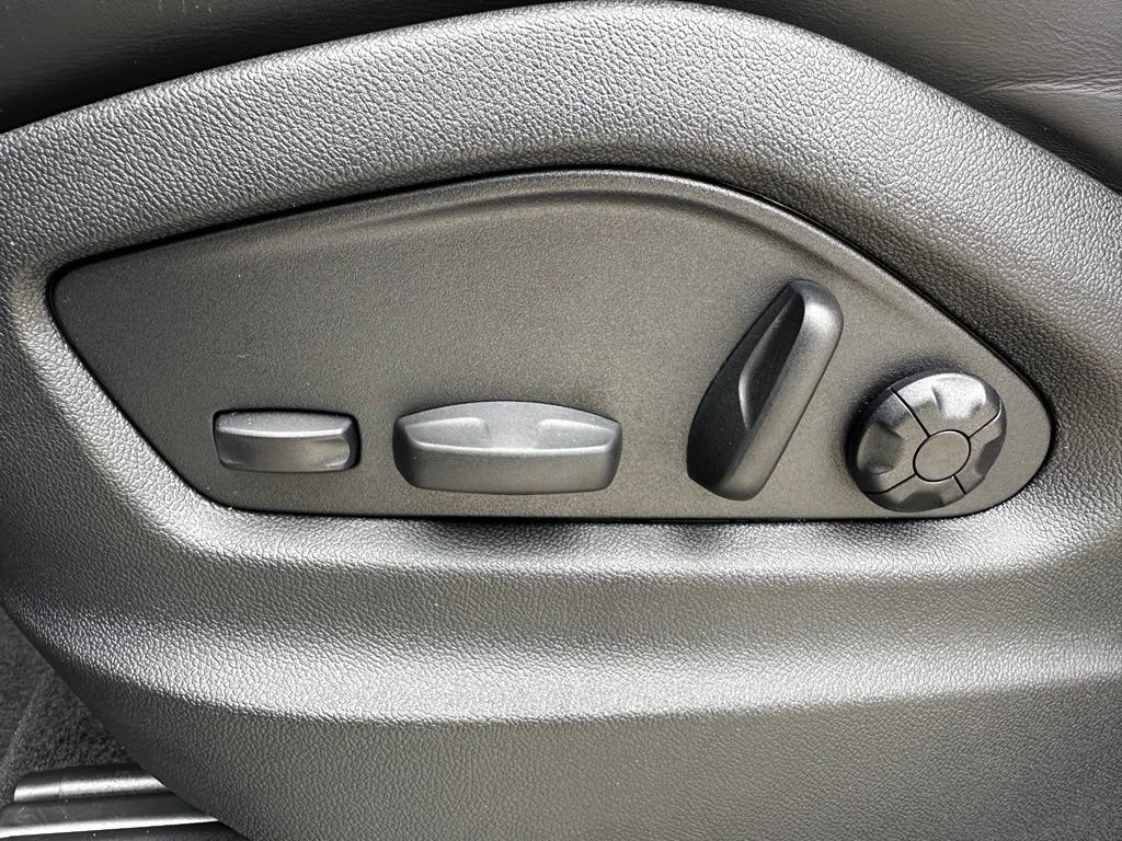New 2026 Porsche Cayenne S AWD/4WD image 24