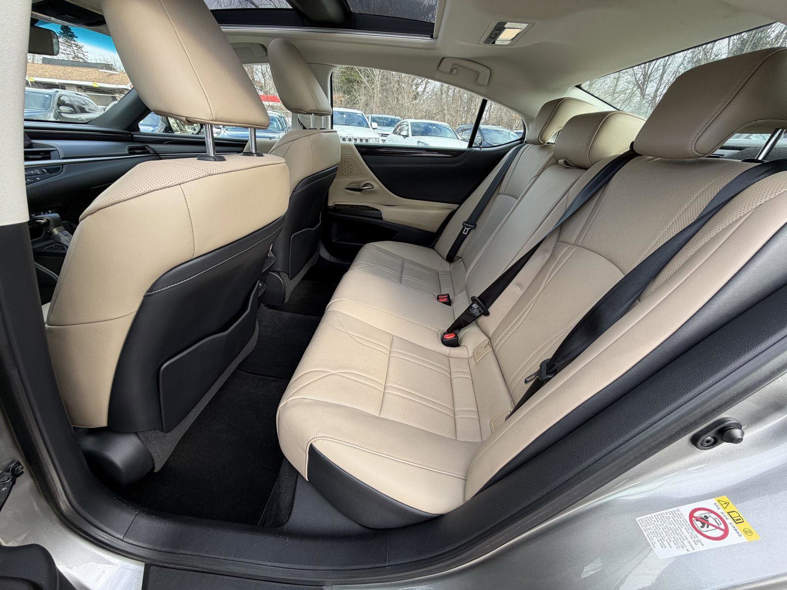 Used 2019 Lexus ES 350 w/ Accessory Package 2 image 20