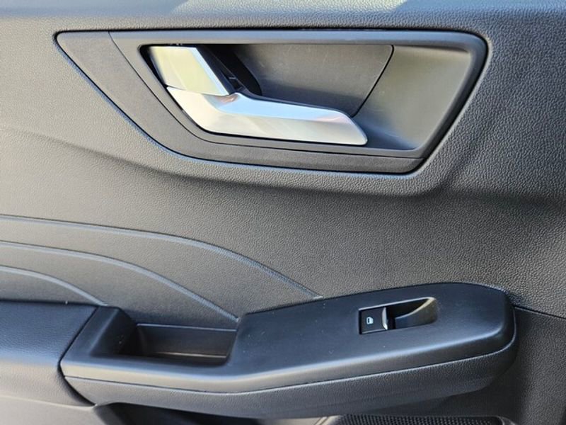 New 2026 Ford Escape ST-Line image 11