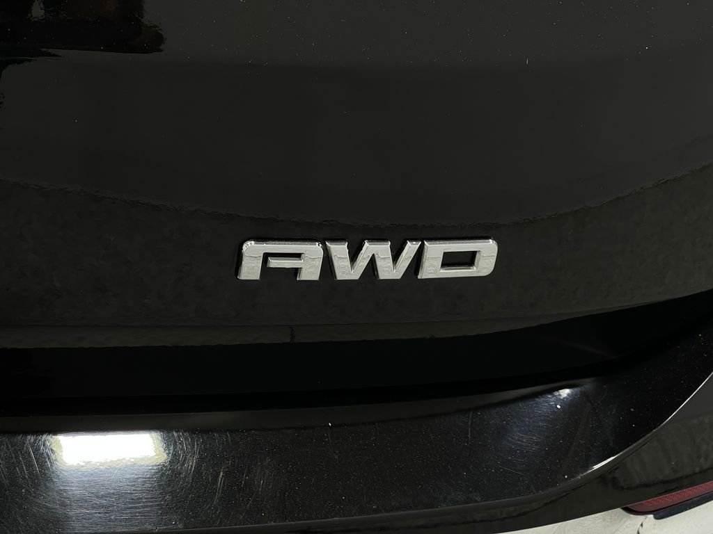 Used 2018 GMC Terrain Denali w/ Advanced Safety Package image 41