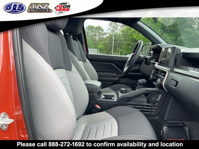 Used 2025 Toyota Tacoma TRD Off-Road AWD/4WD image 14