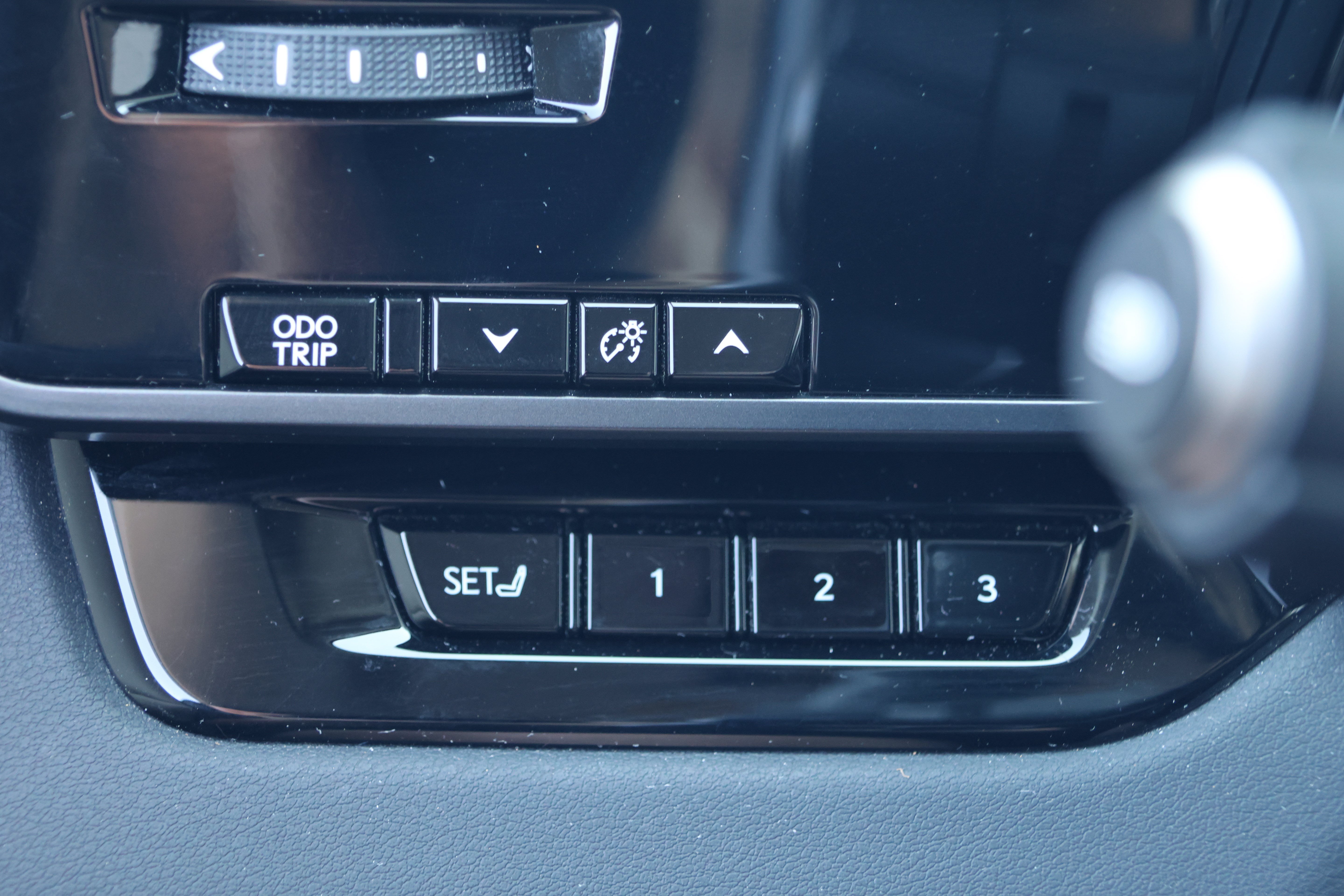 Certified 2025 Lexus RX 350 Premium Plus w/ Accessory Package (Z1) FWD image 14