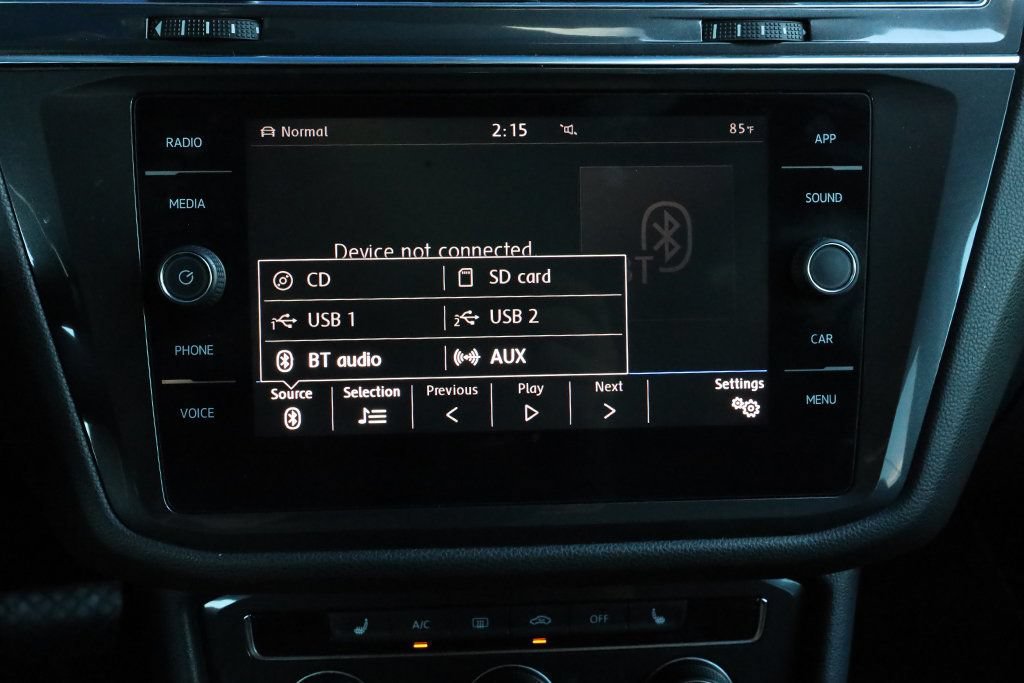 Used 2018 Volkswagen Tiguan S AWD/4WD image 25