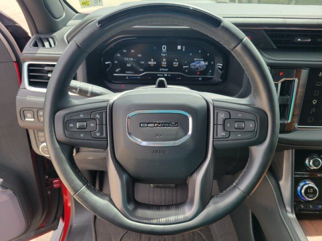 Used 2024 GMC Yukon Denali Ultimate AWD/4WD image 18