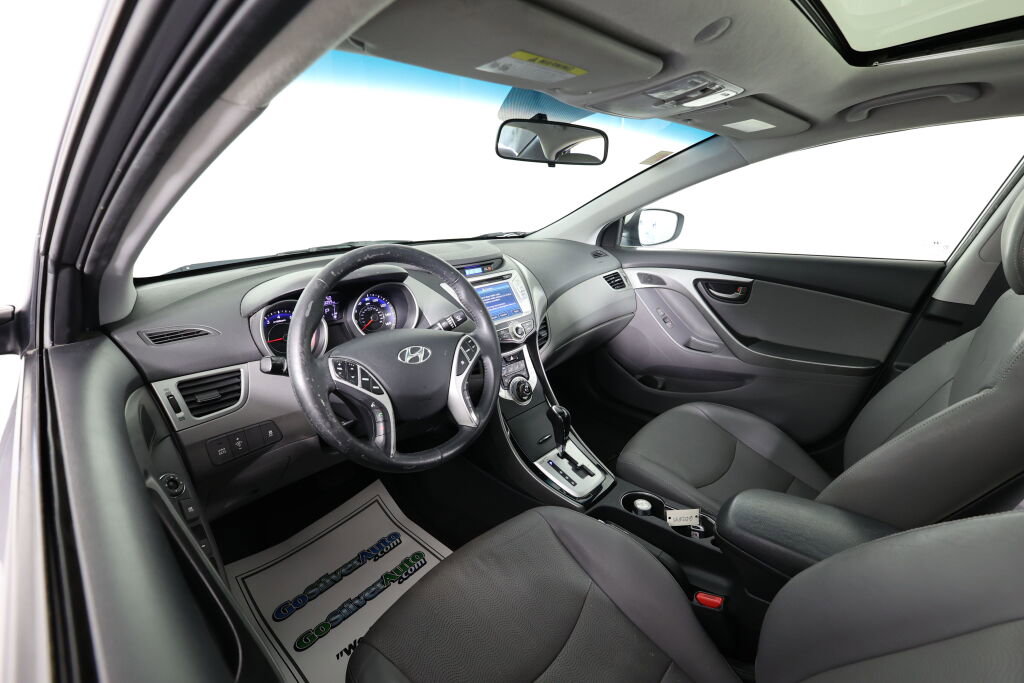Used 2012 Hyundai Elantra Limited w/ Technology Pkg 5 FWD image 10