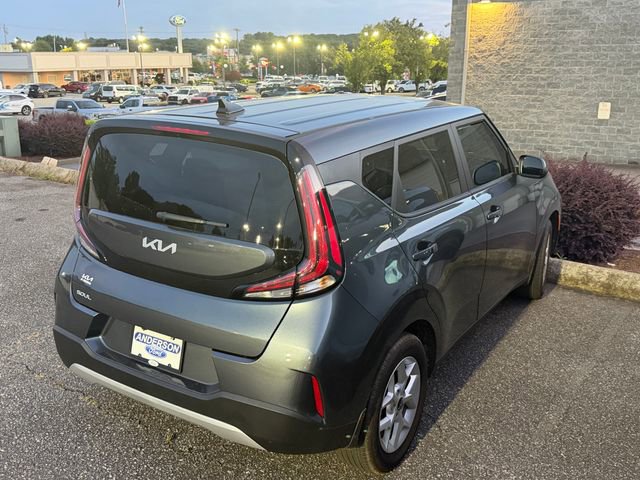 Used 2025 Kia Soul S FWD image 5