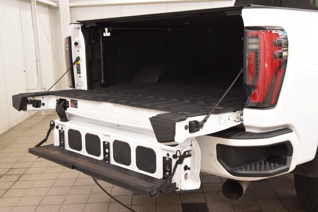 Used 2024 GMC Sierra 2500 AT4 w/ AT4 Premium Plus Package AWD/4WD image 29