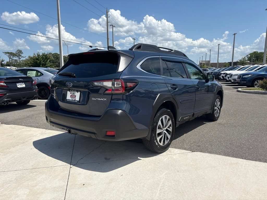 Certified 2025 Subaru Outback Premium AWD/4WD image 5