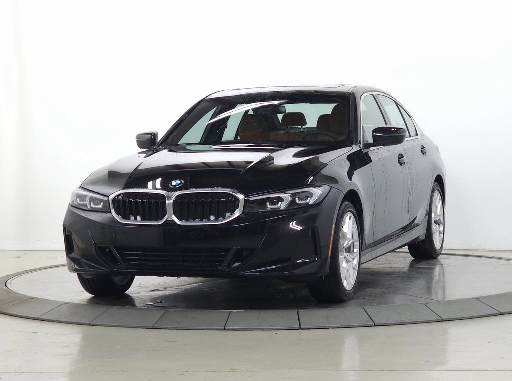 Used 2026 BMW 330i xDrive Sedan w/ Premium Package AWD/4WD image 3