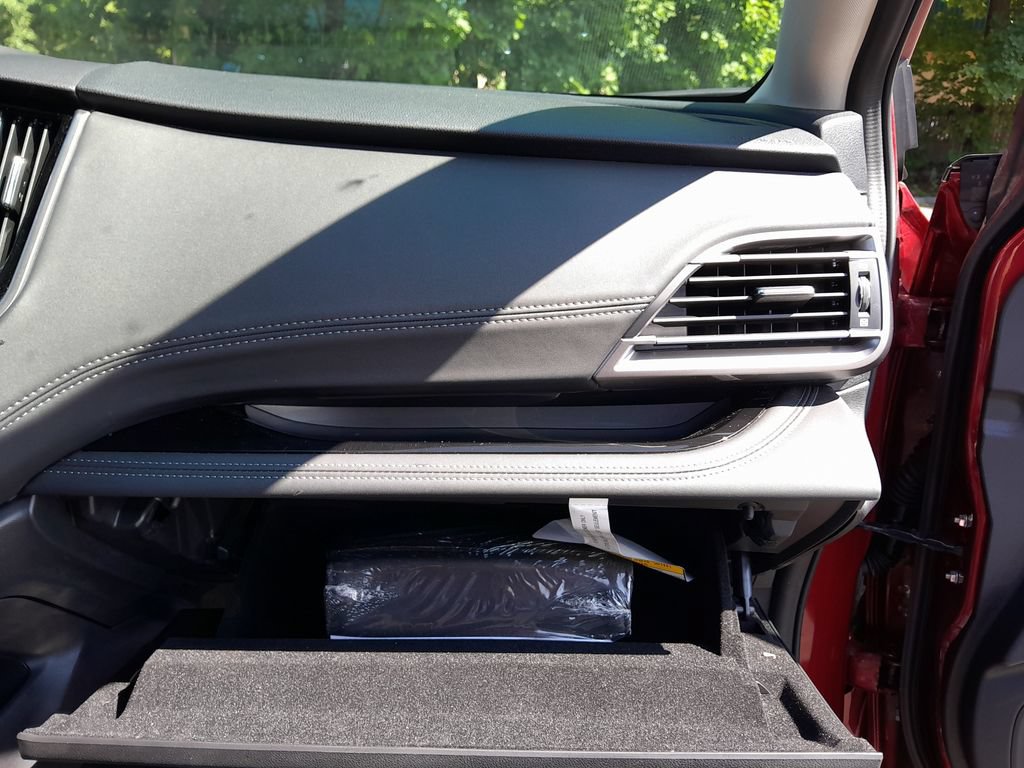 Certified 2025 Subaru Outback Limited AWD/4WD image 39