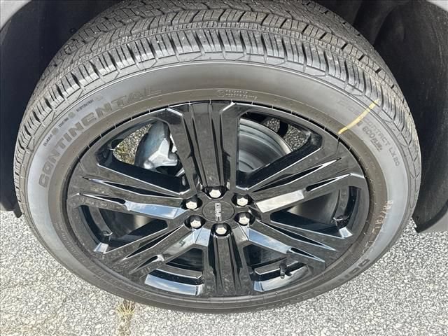 New 2026 GMC Acadia Elevation w/ Black Edition FWD image 18