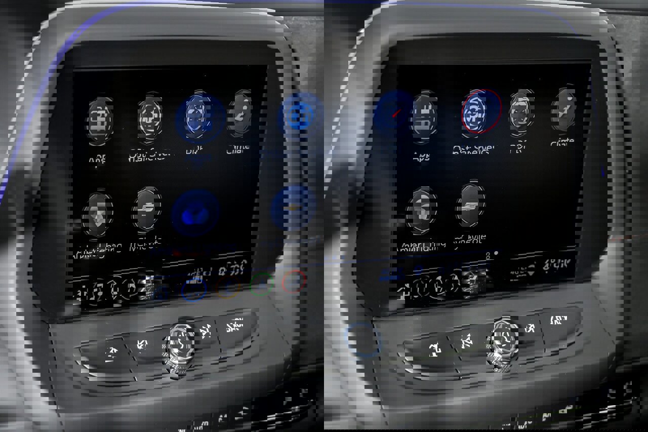 Used 2019 Chevrolet Camaro ZL1 image 34