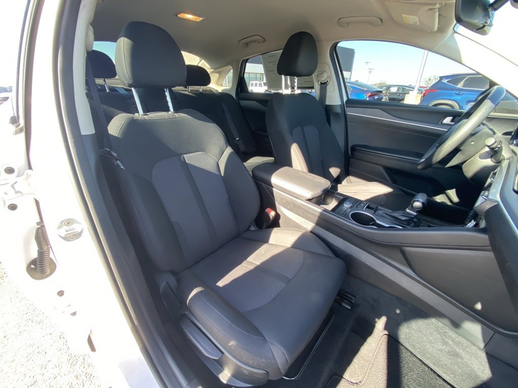 Used 2023 Kia K5 LXS image 27