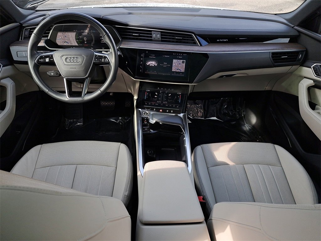 Certified 2024 Audi Q8 e-tron Premium Plus w/ Premium Plus Package image 23