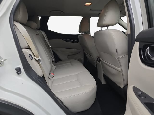Used 2022 Nissan Rogue Sport SL w/ Premium Package FWD image 36