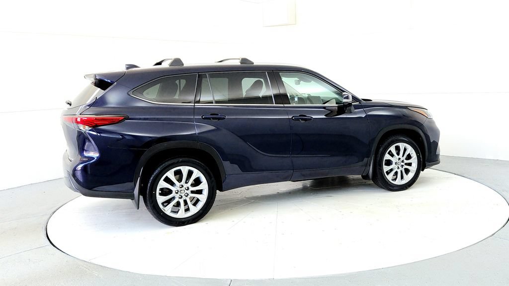 Used 2023 Toyota Highlander Limited AWD/4WD image 6
