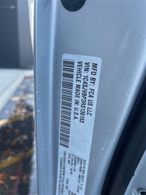 Used 2024 Jeep Wagoneer Series II w/ Flexible Seating Group image 8