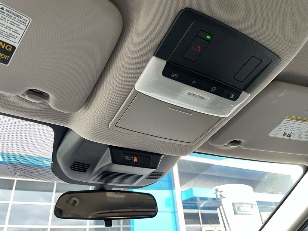 Used 2025 Nissan Rogue SV image 22