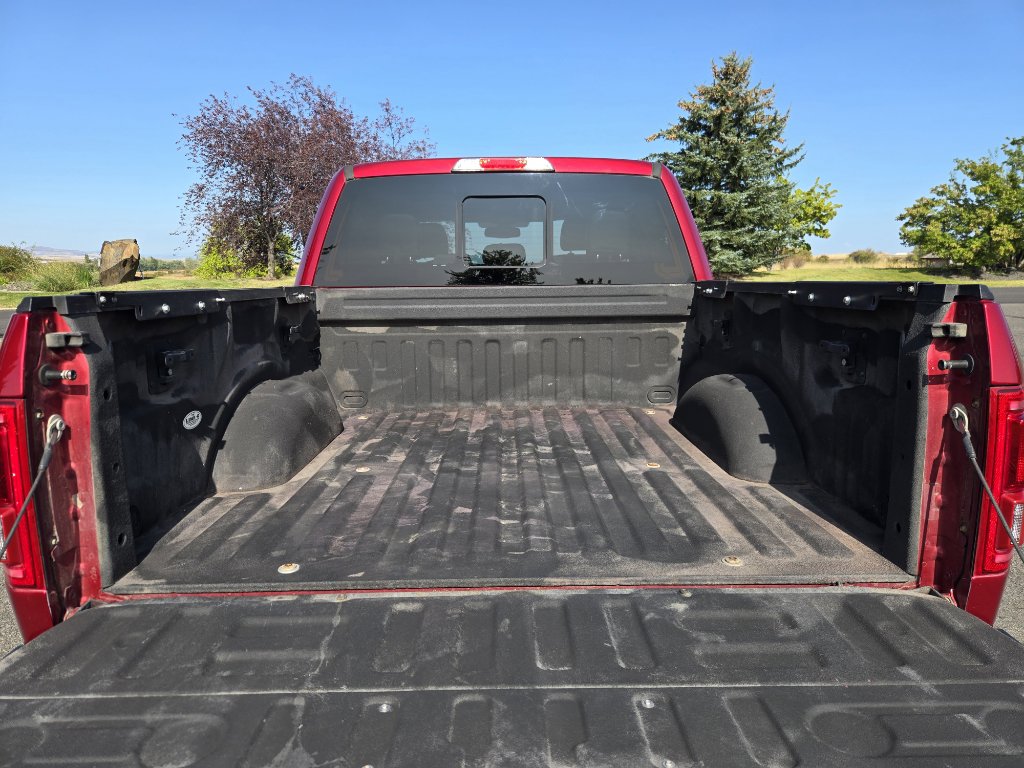 Used 2015 Ford F150 Lariat w/ Equipment Group 502A Luxury image 8