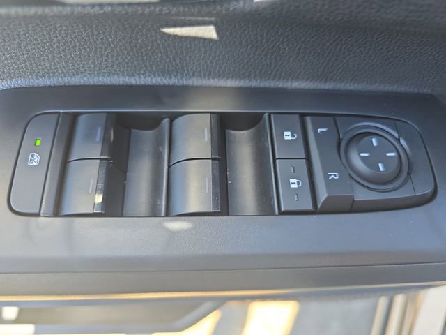 Used 2025 Toyota Tacoma SR5 image 26