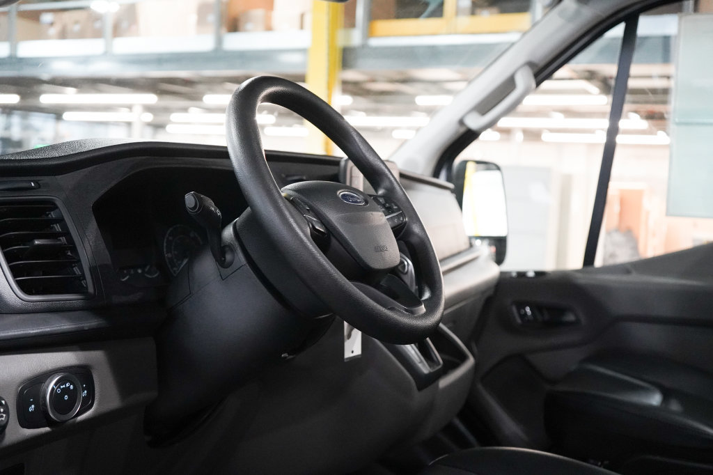 Used 2025 Ford Transit 250 148 High Roof Extended w/ Load Area Protection Package RWD image 12