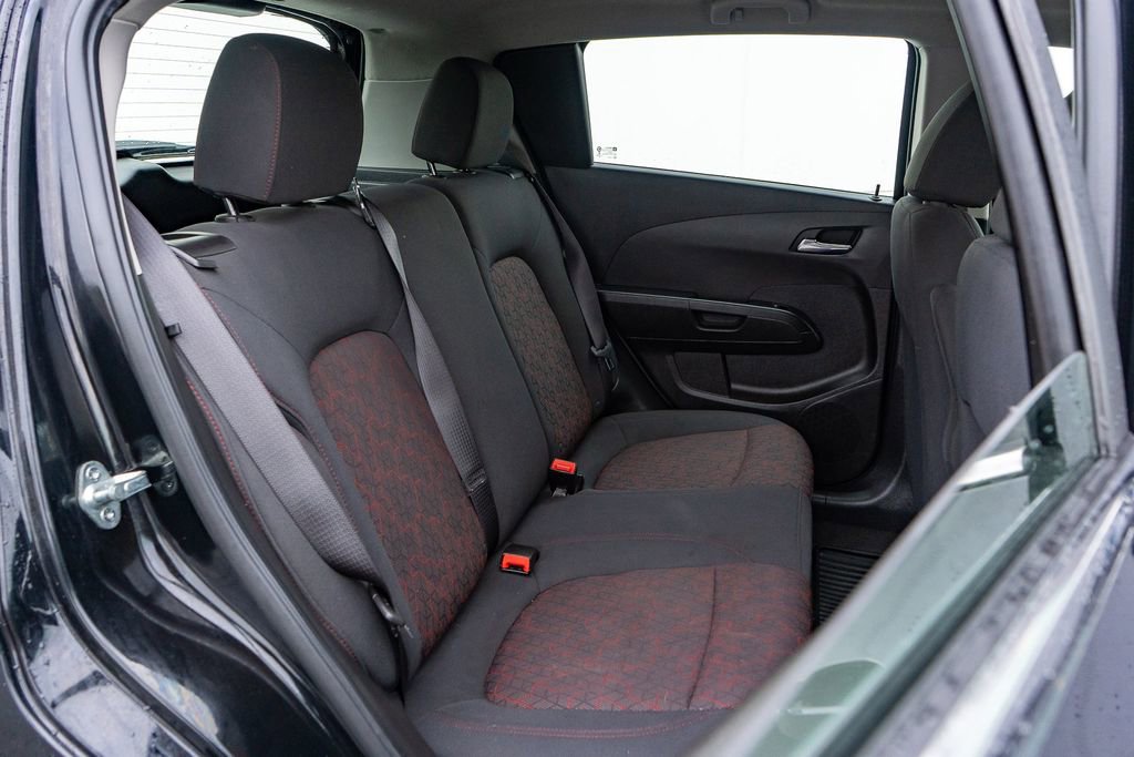 Used 2019 Chevrolet Sonic LT w/ Convenience Package image 15