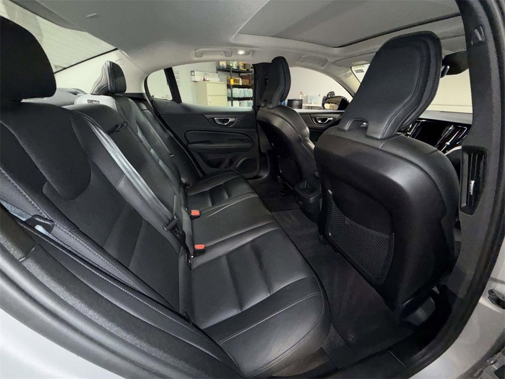 Used 2024 Volvo S60 B5 Plus image 16