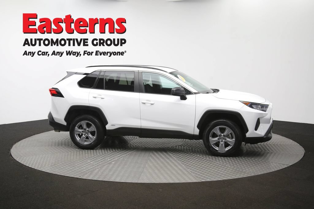 Used 2022 Toyota RAV4 LE AWD/4WD image 47