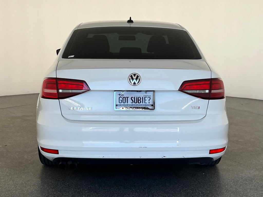 Used 2016 Volkswagen Jetta SE FWD image 5