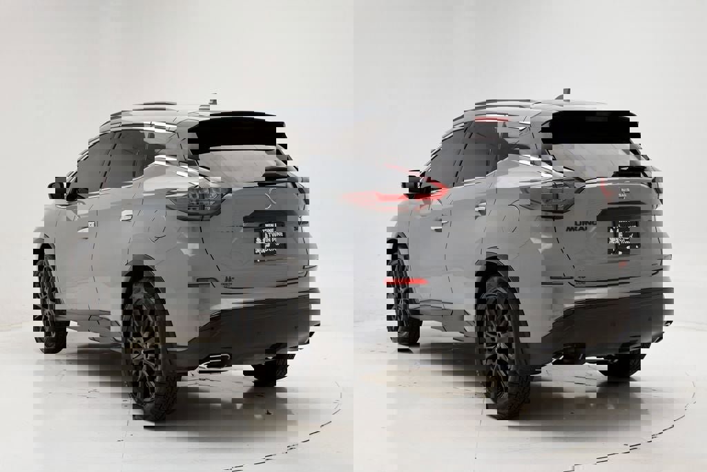 Used 2023 Nissan Murano SV w/ SV Midnight Edition Package image 7