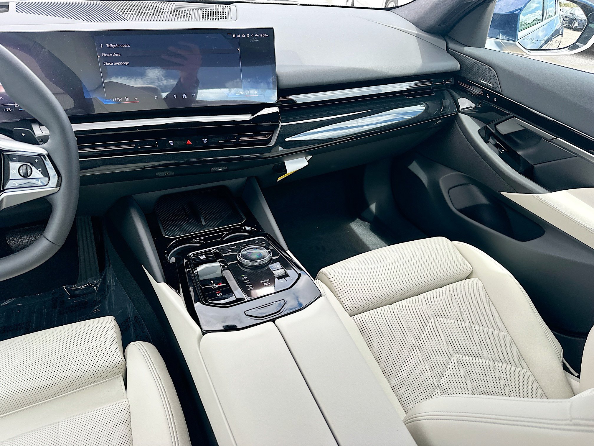 New 2026 BMW 530i w/ Premium Package RWD image 18