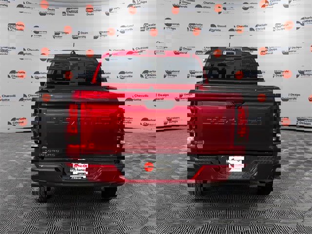 Used 2024 Chevrolet Colorado LT w/ LT Convenience Package image 4