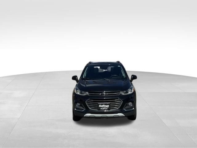 Used 2018 Chevrolet Trax Premier w/ Midnight Edition image 2