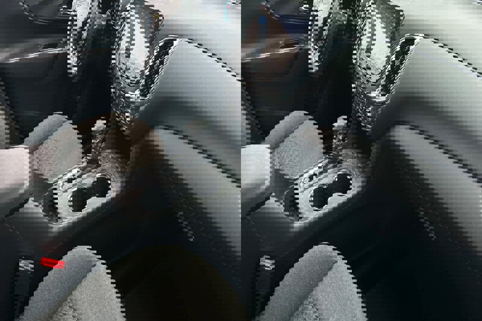 Used 2022 Chevrolet Equinox LT image 17