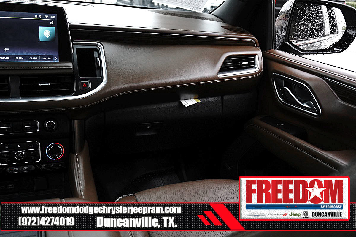 Used 2023 Chevrolet Suburban High Country AWD/4WD image 42