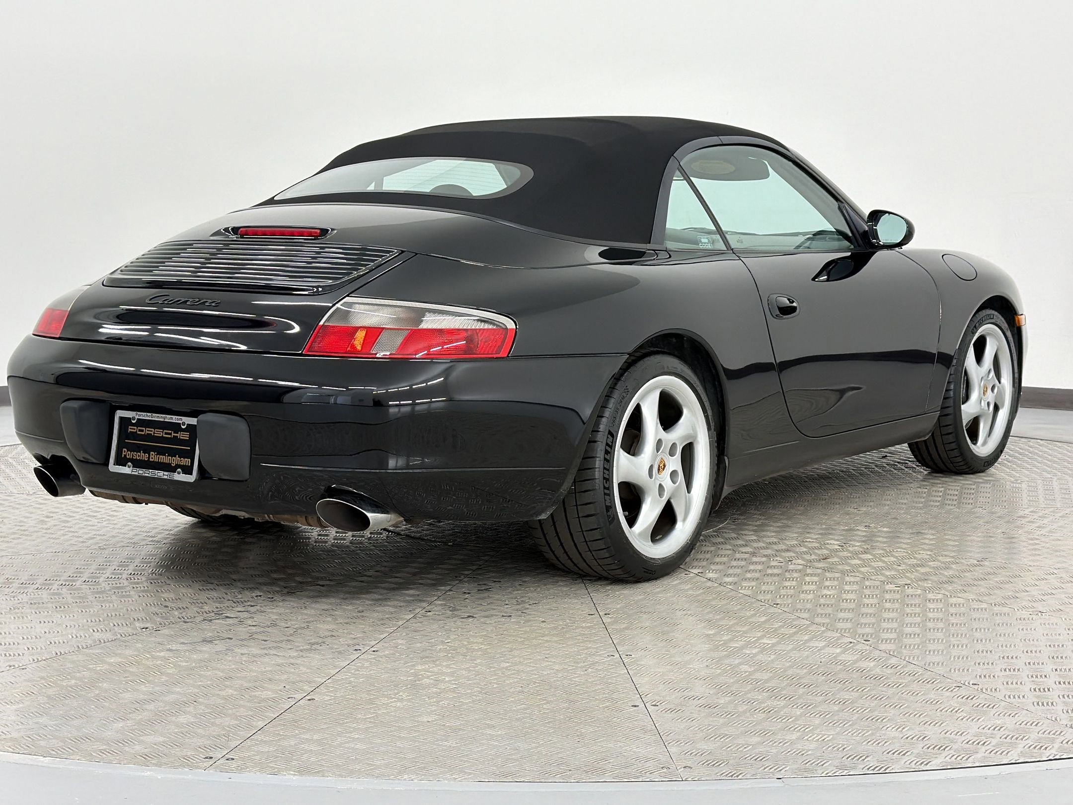 Used 2001 Porsche 911 Cabriolet image 9